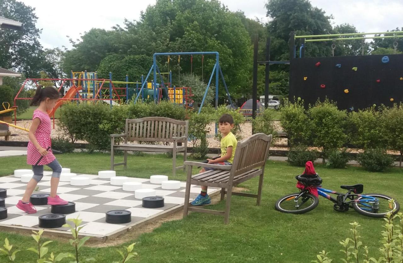 Levin Top 10 Holiday Park Экстерьер фото